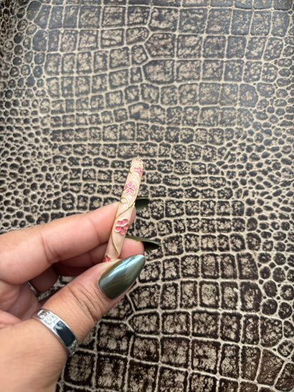 BLUSH PINK FLORAL BANGLE