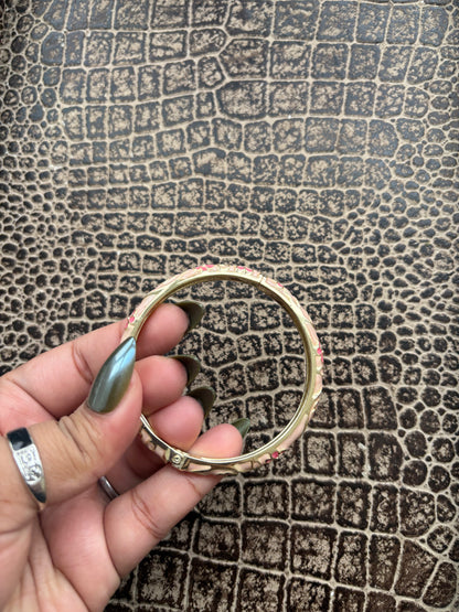 BLUSH PINK FLORAL BANGLE