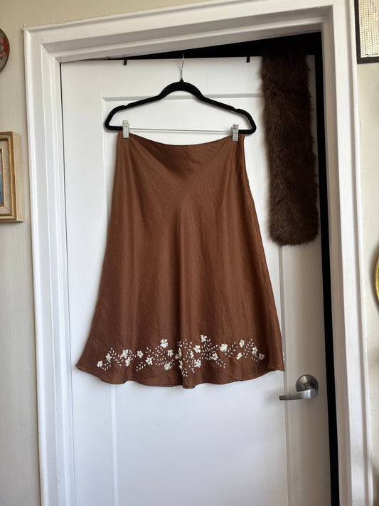 BROWN SUMMER SKIRT WITH PEARL EMBELLISHMENTS