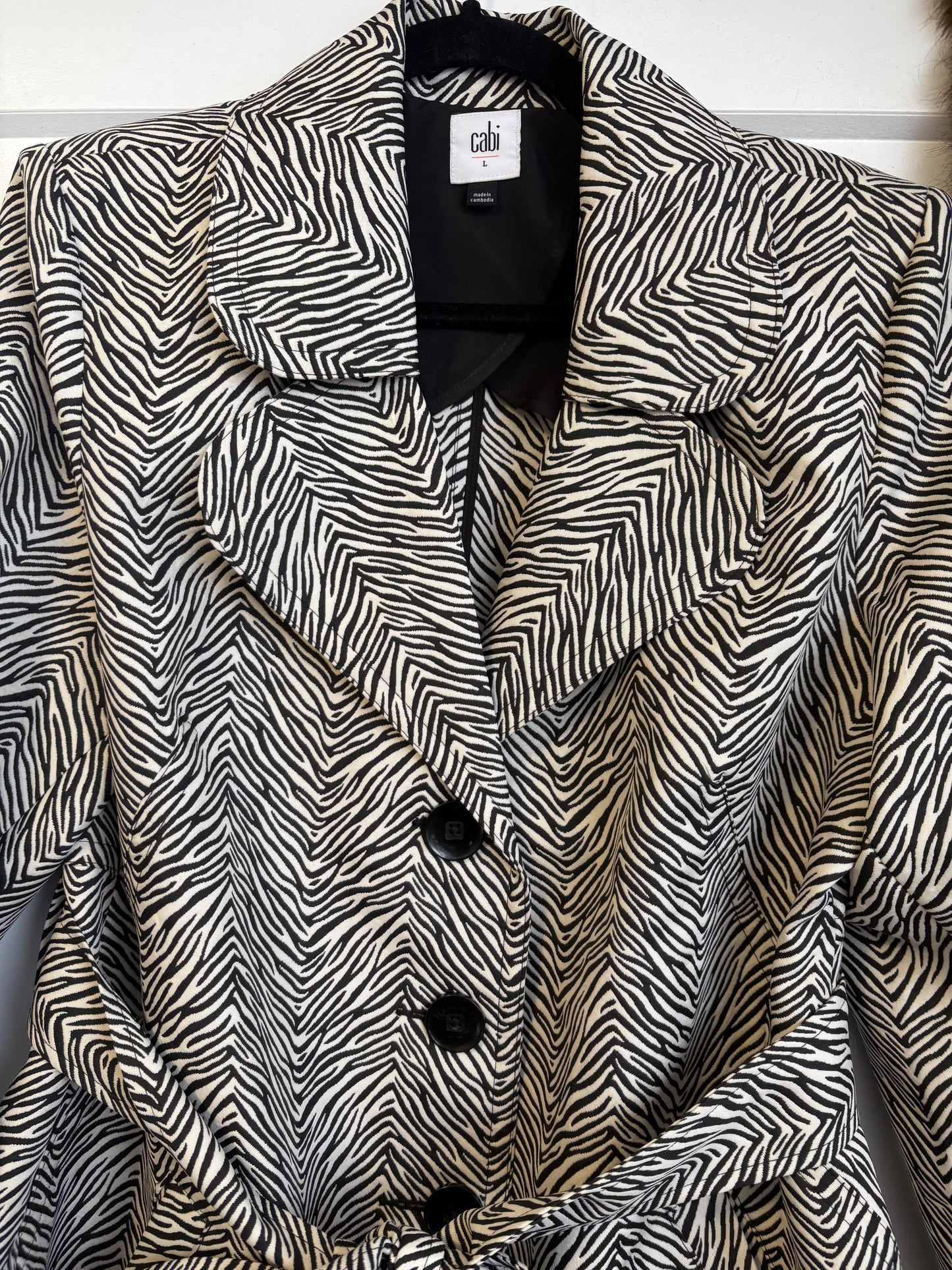 CABI 007 ZEBRA PRINT TRENCH COAT