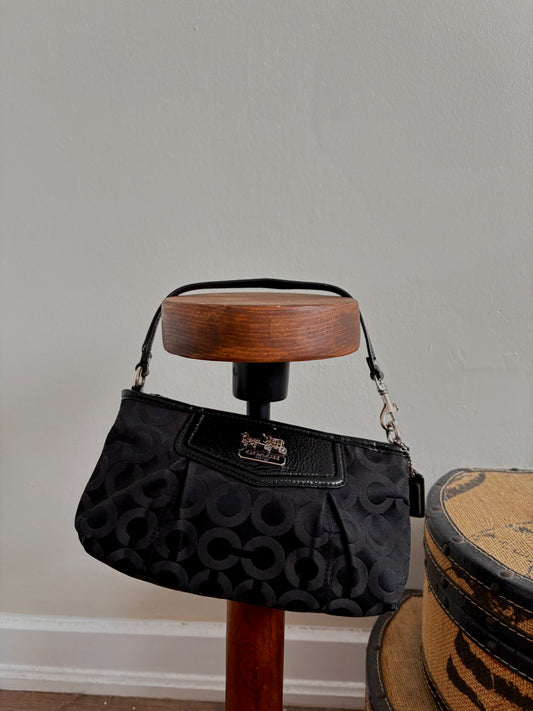 COACH MADISON HORSE & CARRIAGE PLEATED WRISTLET CLUTCH