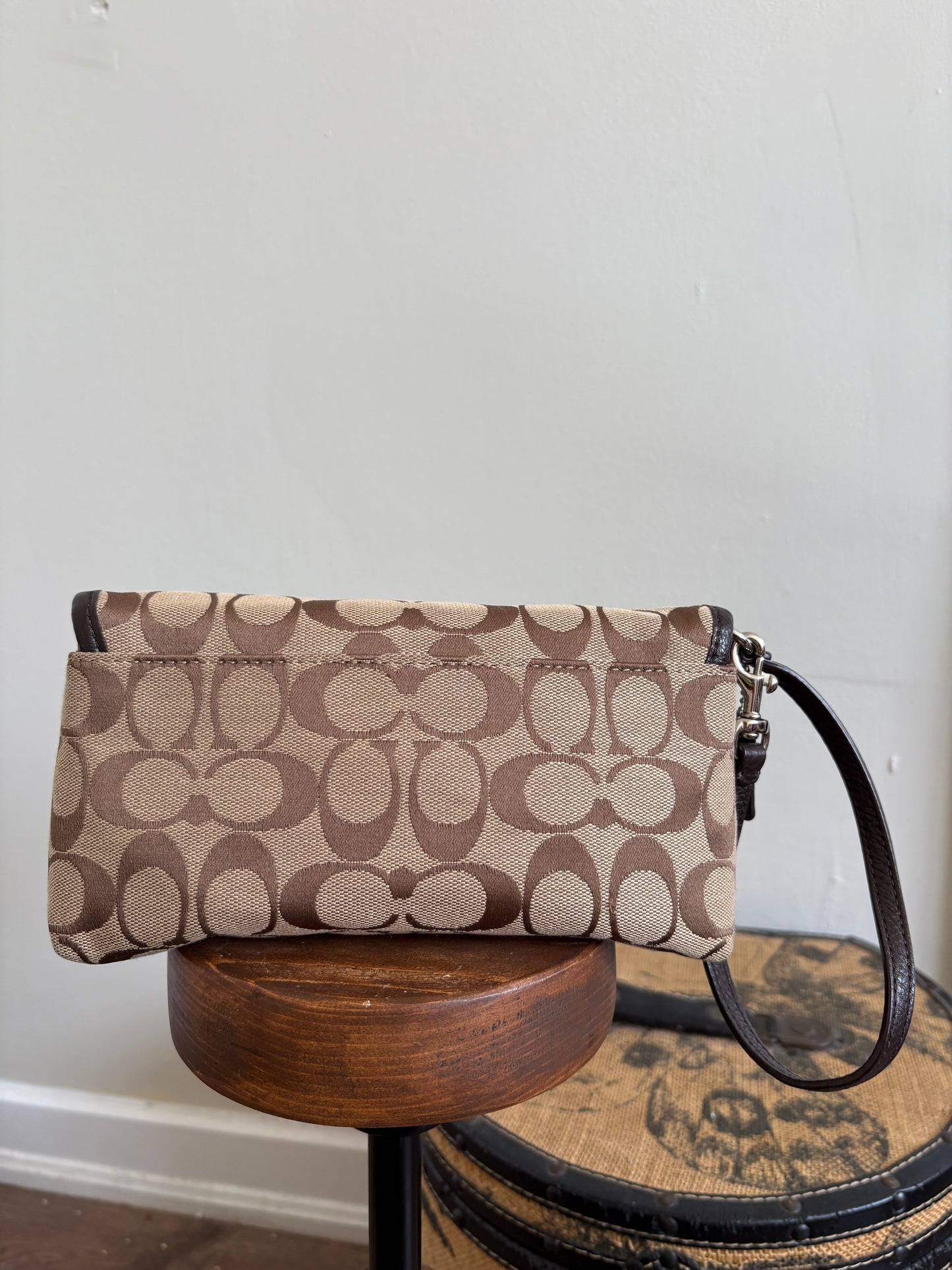 COACH MONOGRAMMED WRISTLET