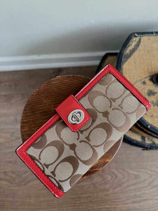 COACH PARK SIGNATURE BIFOLD TURN LOCK WALLET