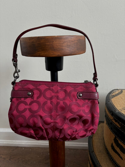 COACH SIGNATURE BURGUNDY WRISTLET/PURSE