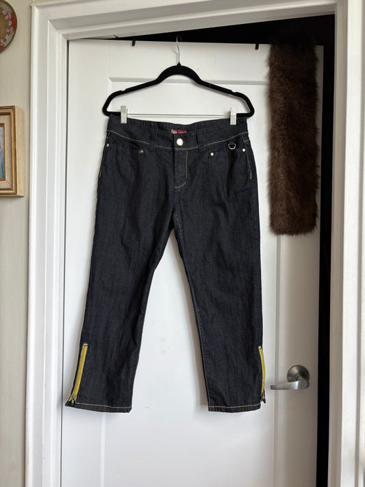DENIM CAPRI PANTS