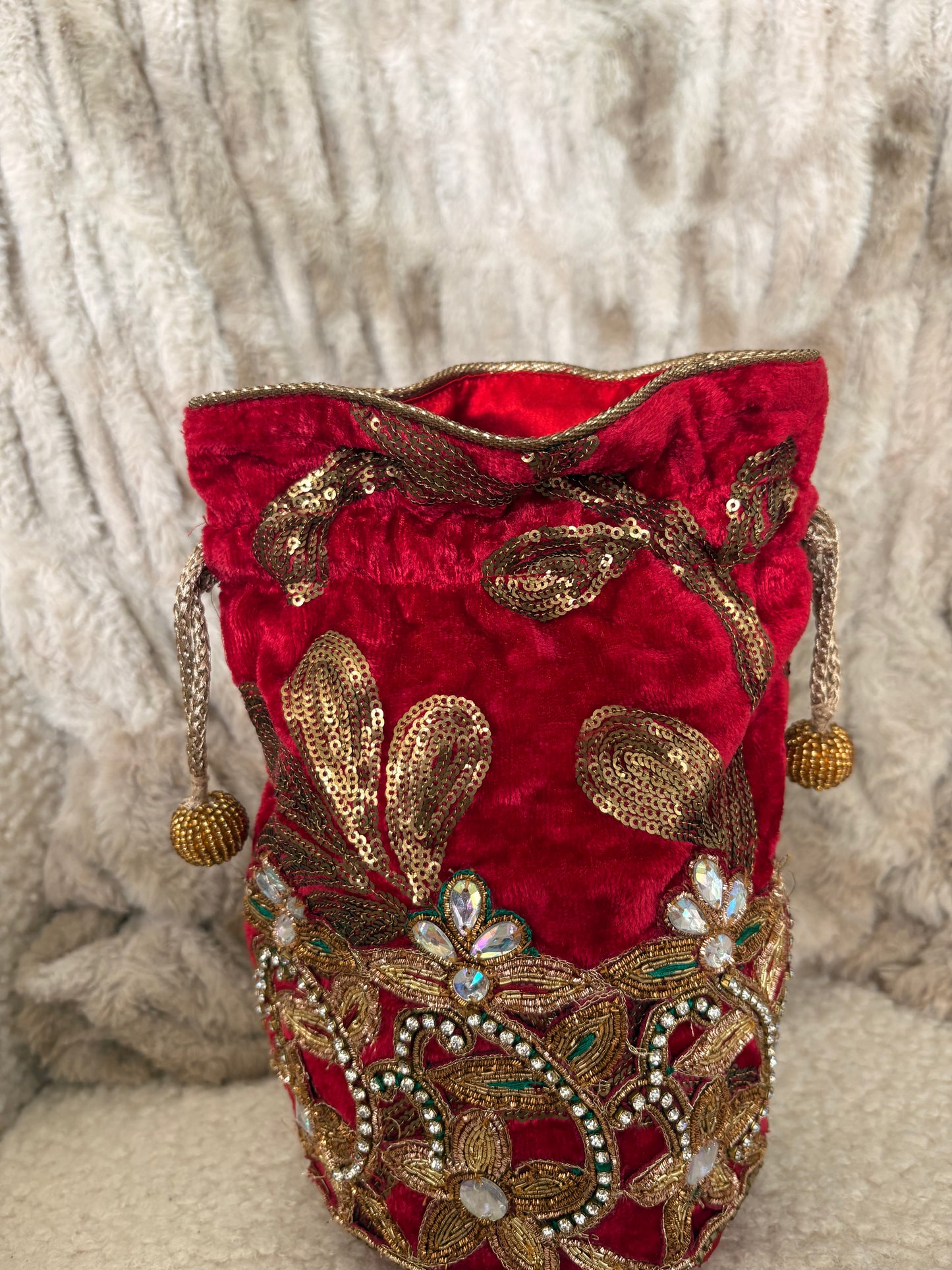EMBELLISHED RED VELVET POTLI BAG