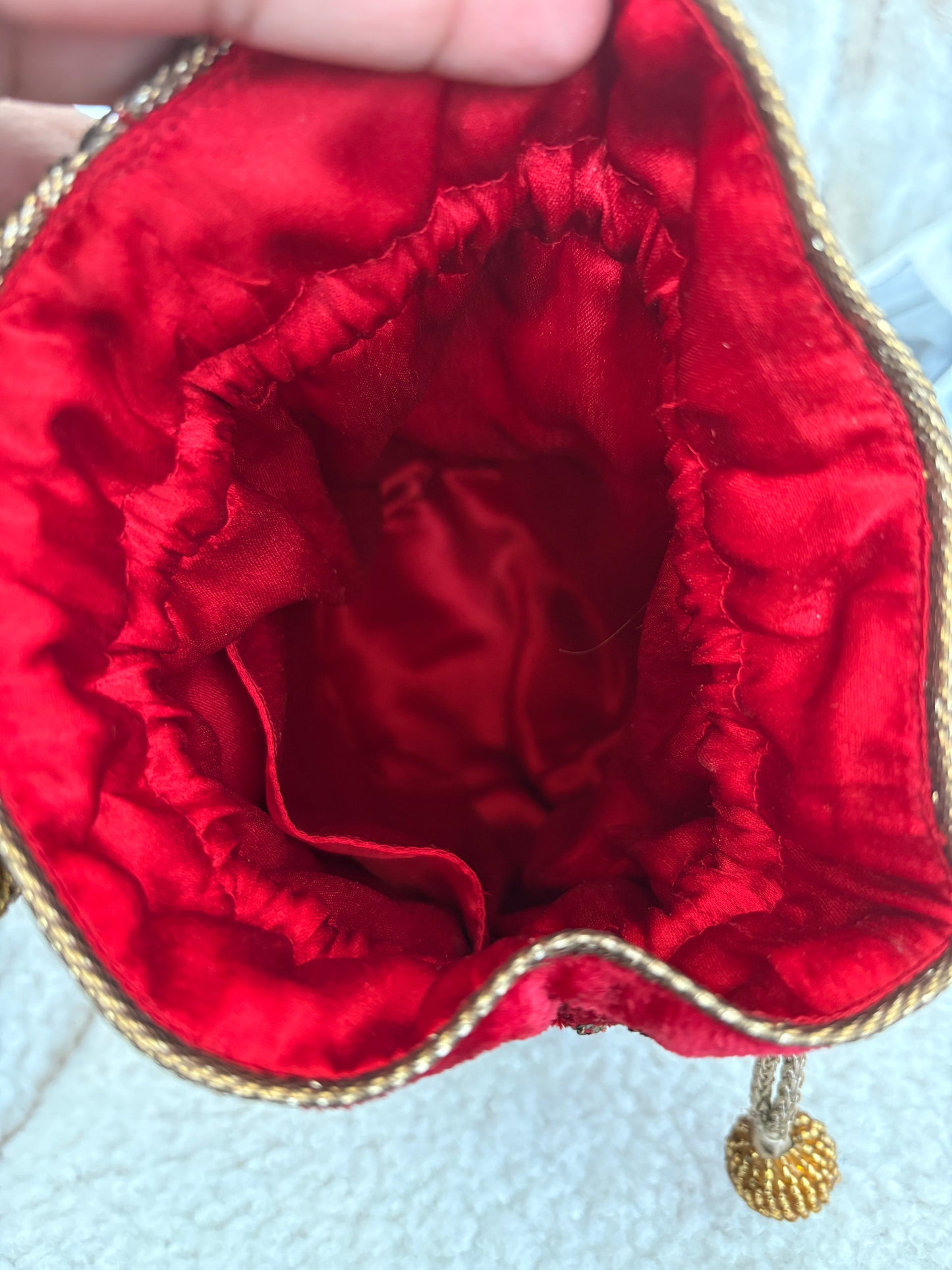 EMBELLISHED RED VELVET POTLI BAG