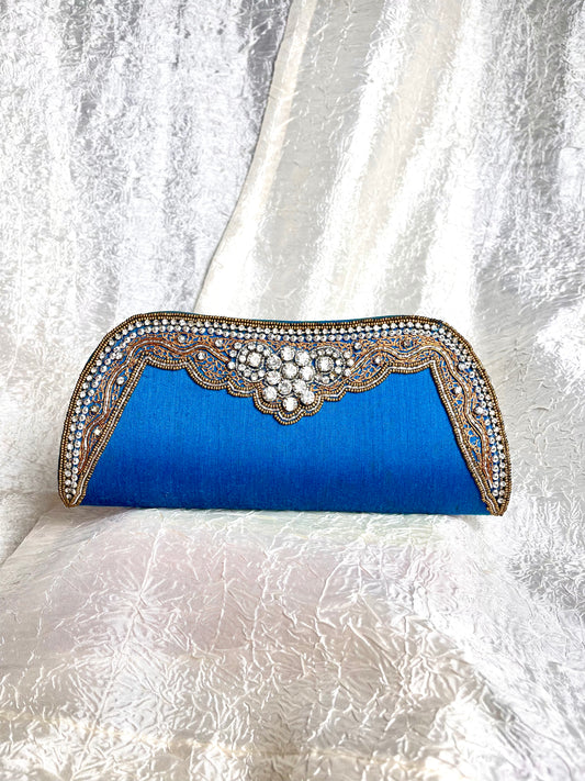 EMBROIDERED CLUTCH BAG