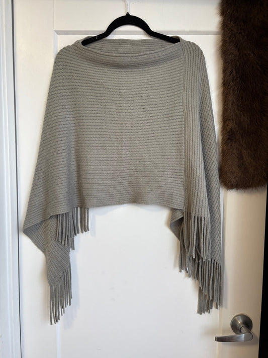 GREY FRINGE PONCHO
