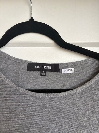 GREY LIGHT SWEATER