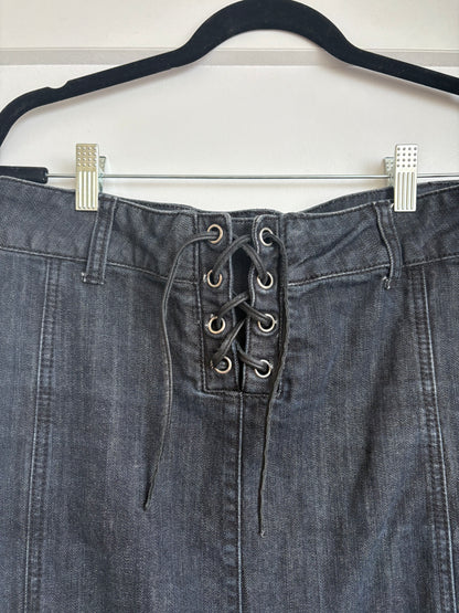 GUESS DENIM SKIRT   - M