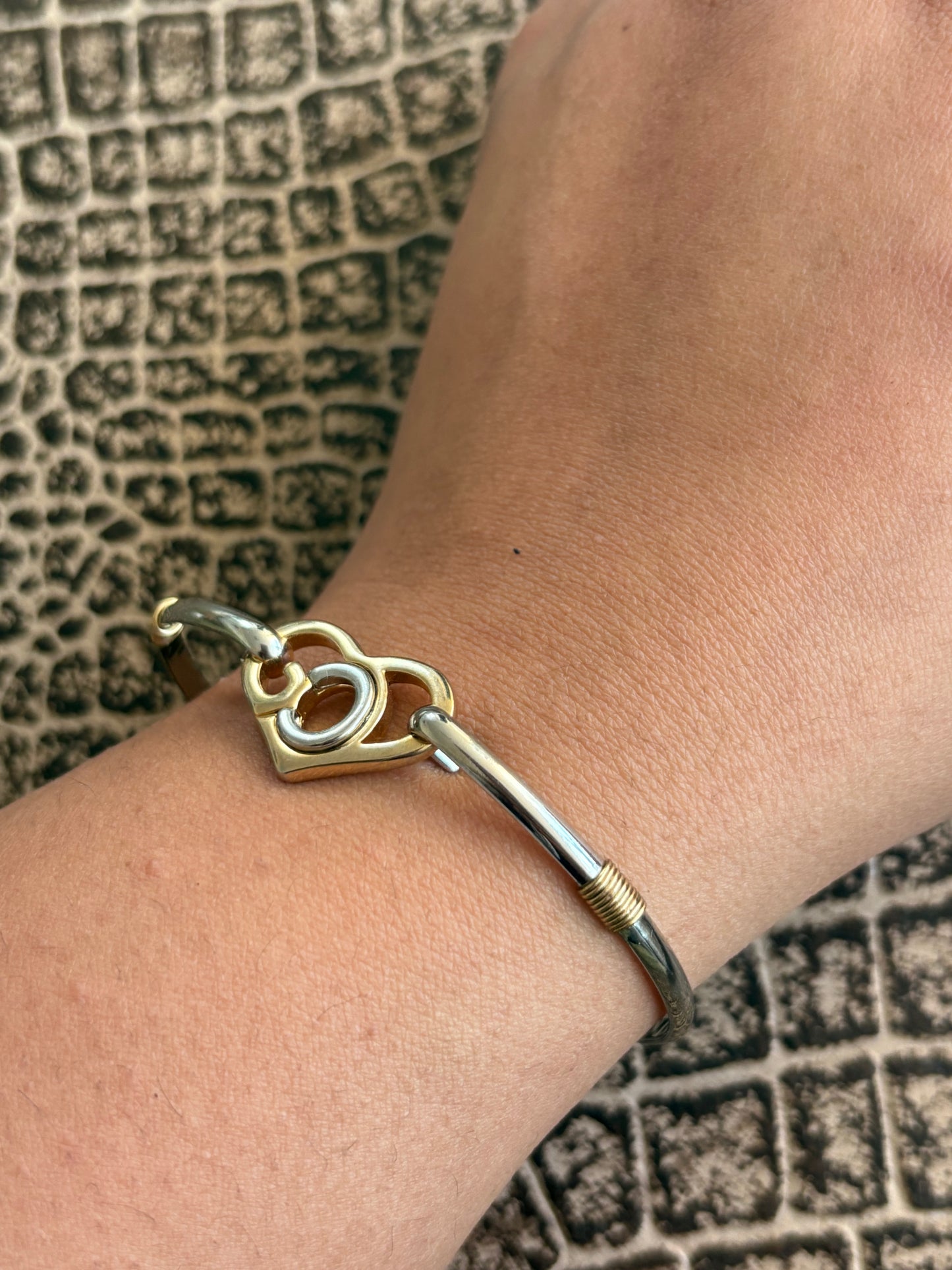 HEART OF GOD 2 TONE CLIP BANGLE