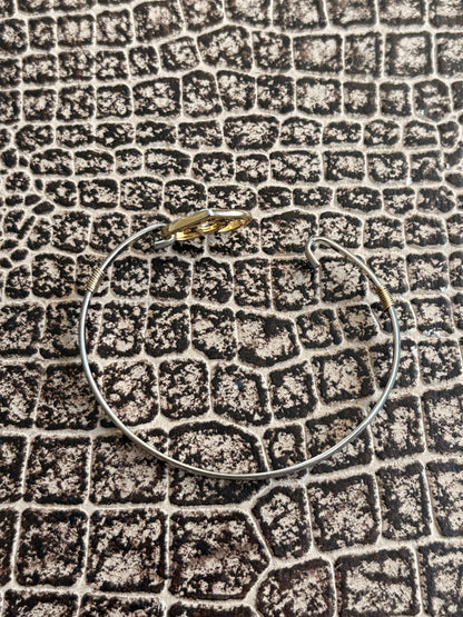 HEART OF GOD 2 TONE CLIP BANGLE