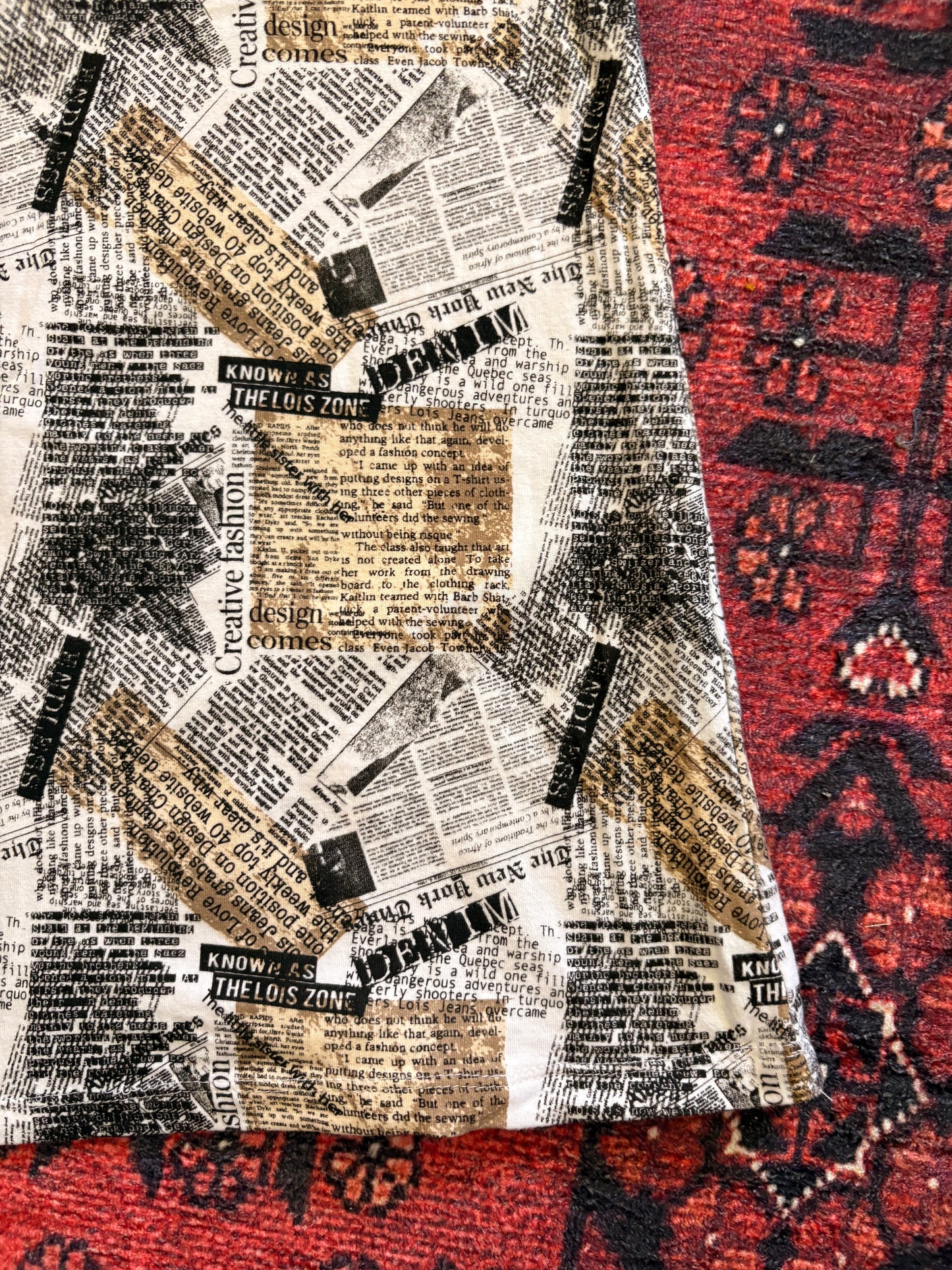 NEWSPAPER TANK - M