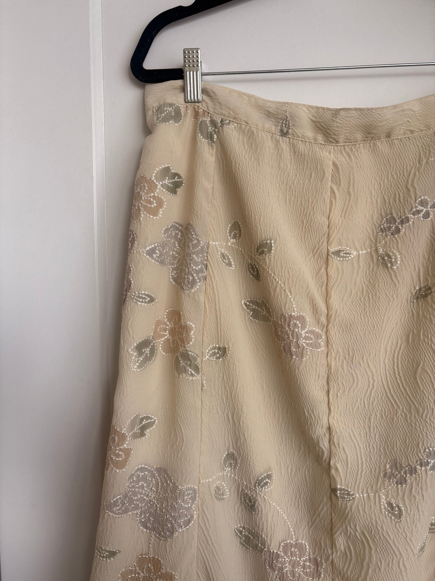 VINTAGE CREAM FLORAL SKIRT - L