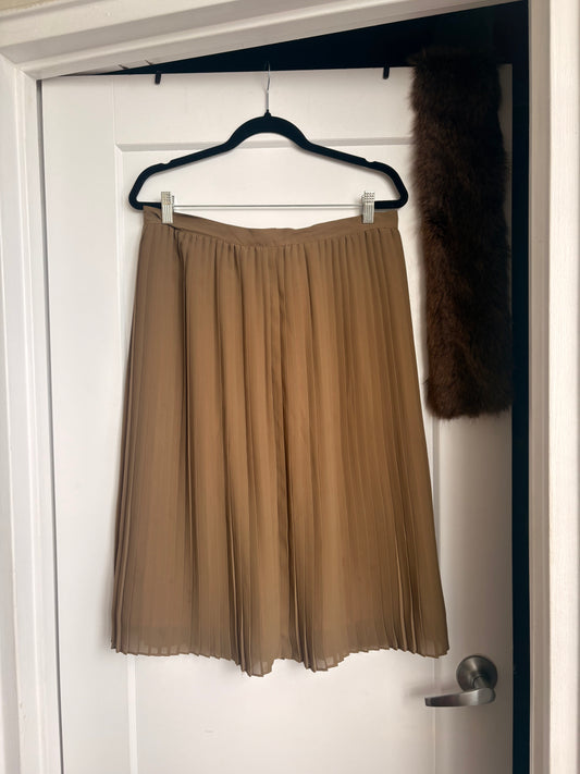 VINTAGE PLEATED SKIRT - 9/10