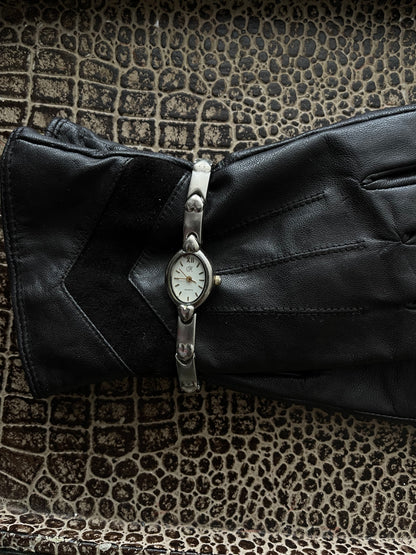 VINTAGE SILVER HEART BAND WATCH