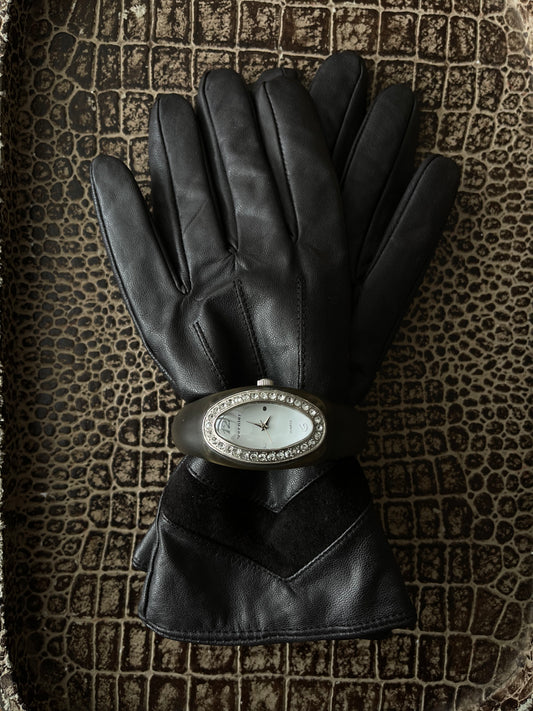 VINTAGE VERNIER PLASTIC BRACELET WATCH