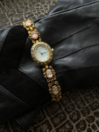 VINTAGE CAMEO WATCH