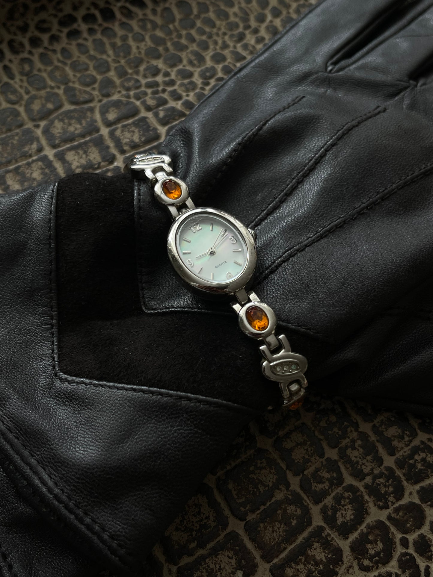 VINTAGE WATCH WITH GEMSTONES