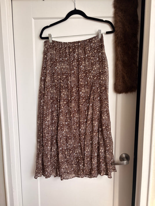 SMART SET FLORAL MAXI SKIRT - M
