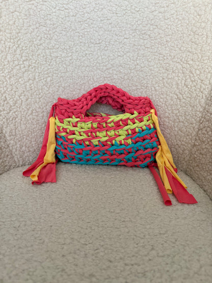 MULTICOLOUR FRINGE CROCHET CLUTCH
