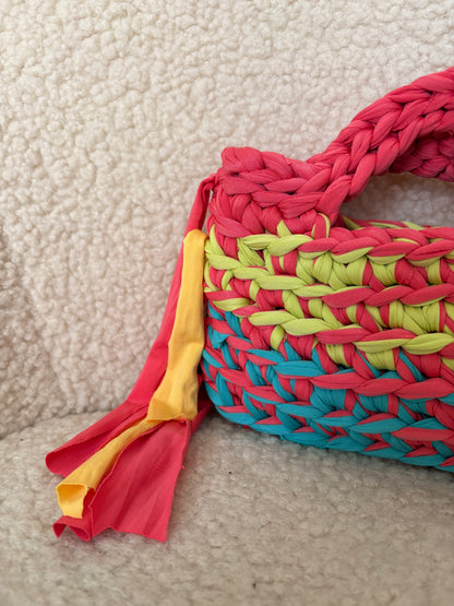 MULTICOLOUR FRINGE CROCHET CLUTCH