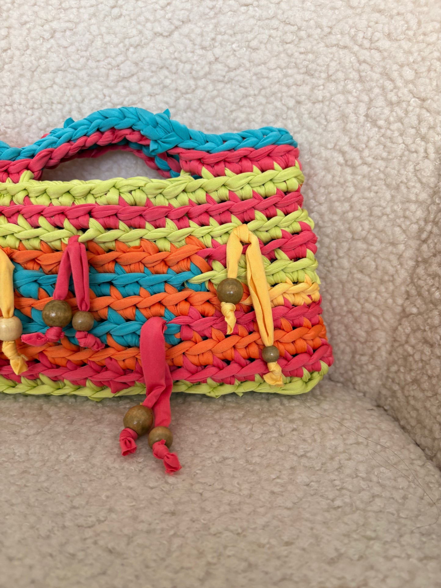 MULTICOLOUR CROCHET CLUTCH