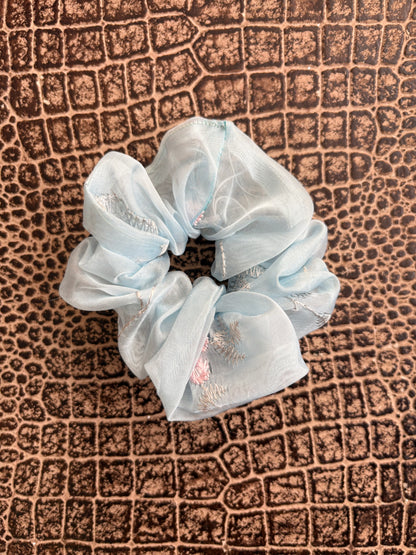BLUE FLORAL SCRUNCHIE