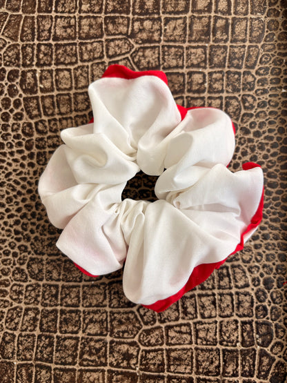 WHITE & RED TRIM SCRUNCHIE