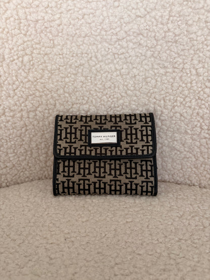 VINTAGE TOMMY HILFIGER WALLET
