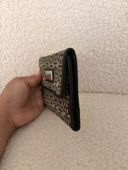 VINTAGE TOMMY HILFIGER WALLET