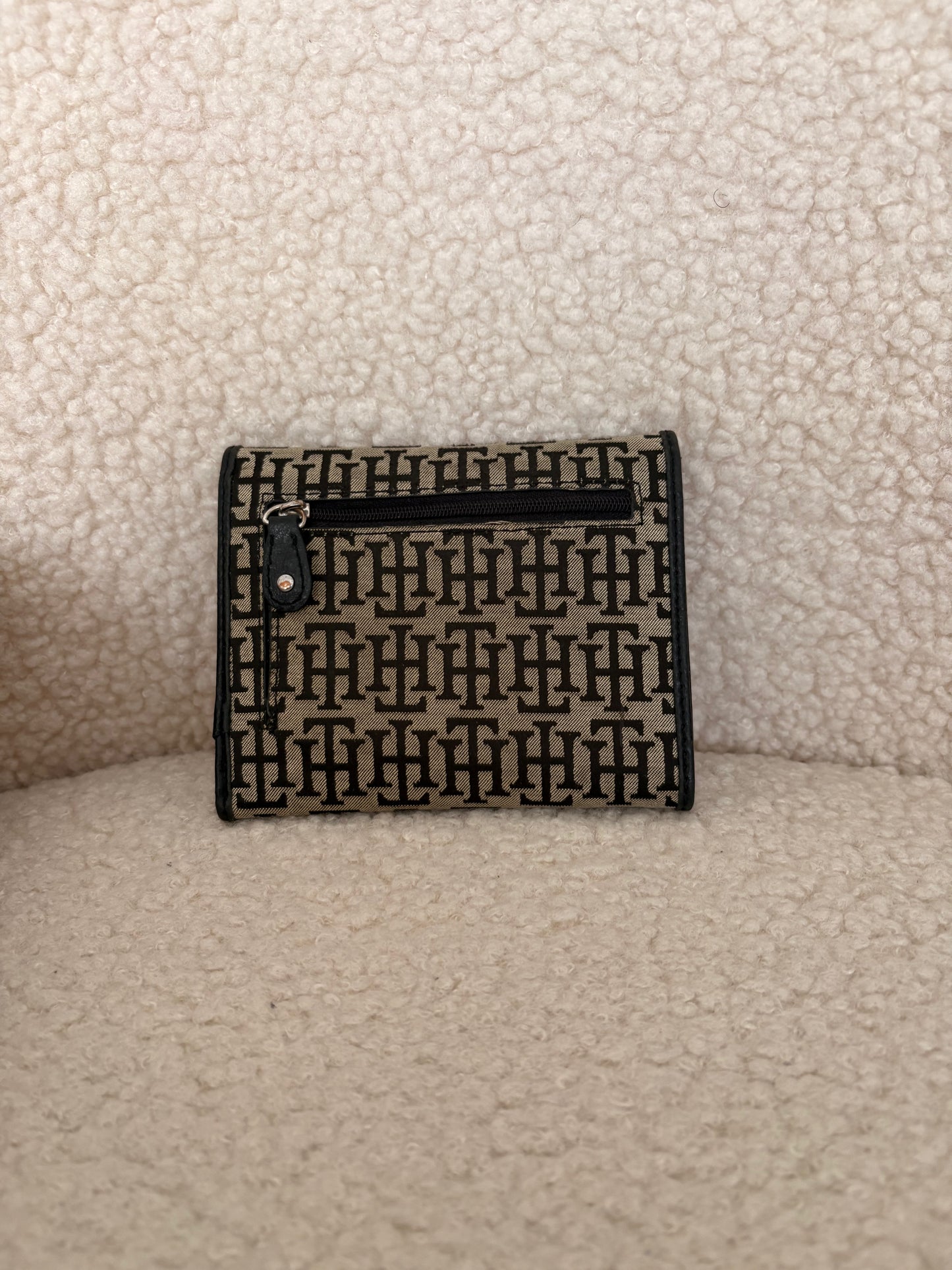 VINTAGE TOMMY HILFIGER WALLET