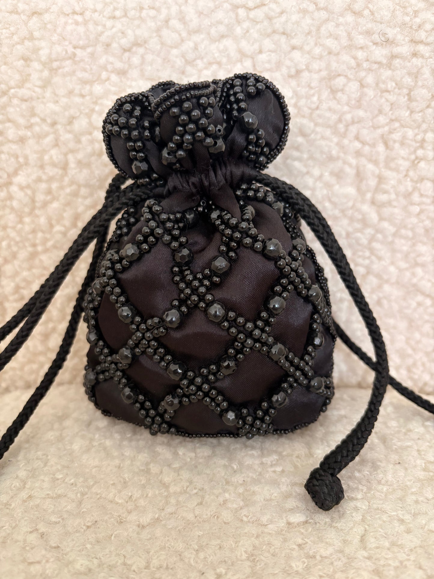 VINTAGE POUCH PURSE