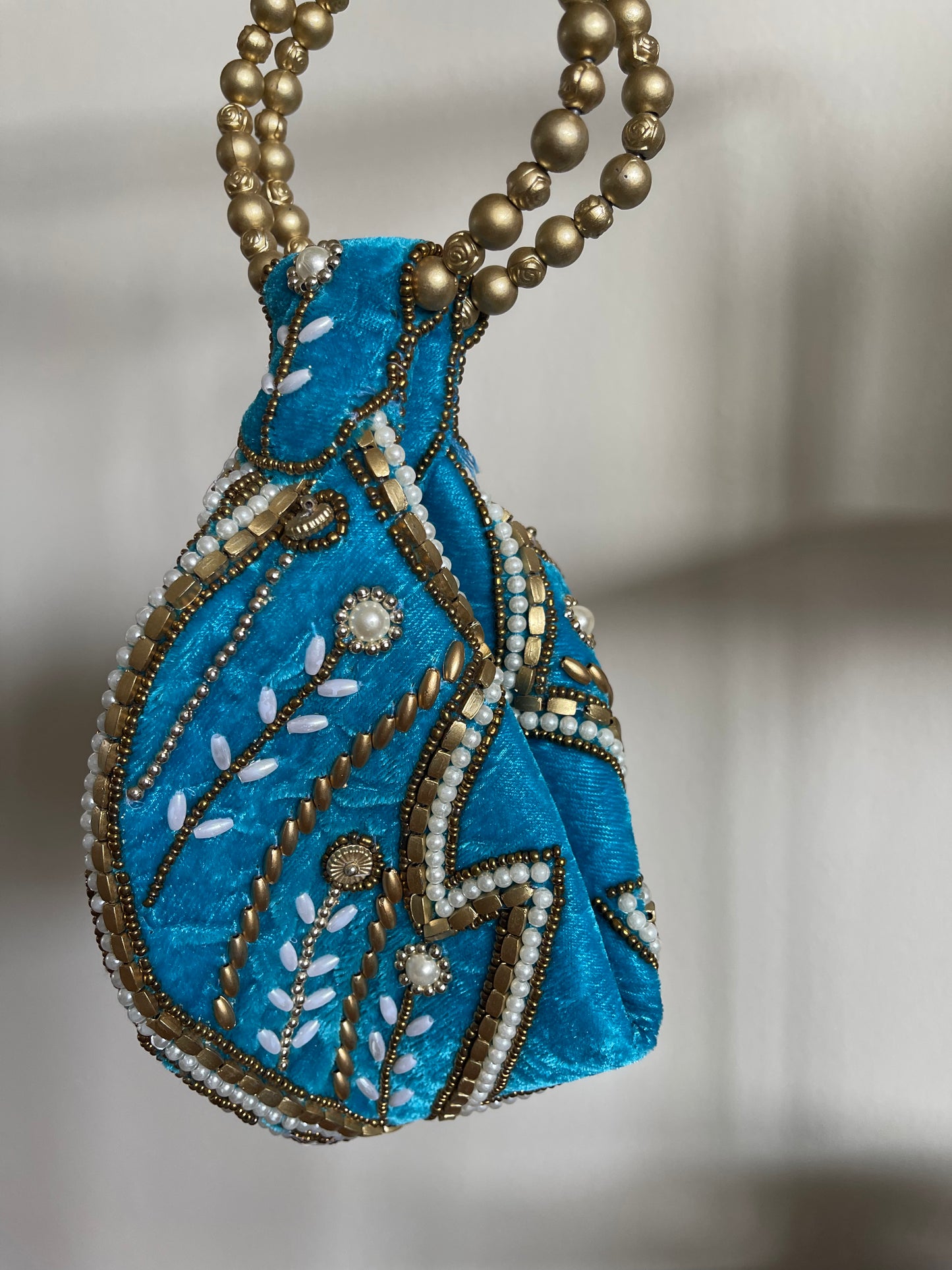 BLUE ZARI VELVET POTLI BAG