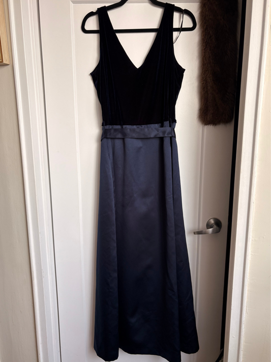 VINTAGE VELVET DRESS - 16