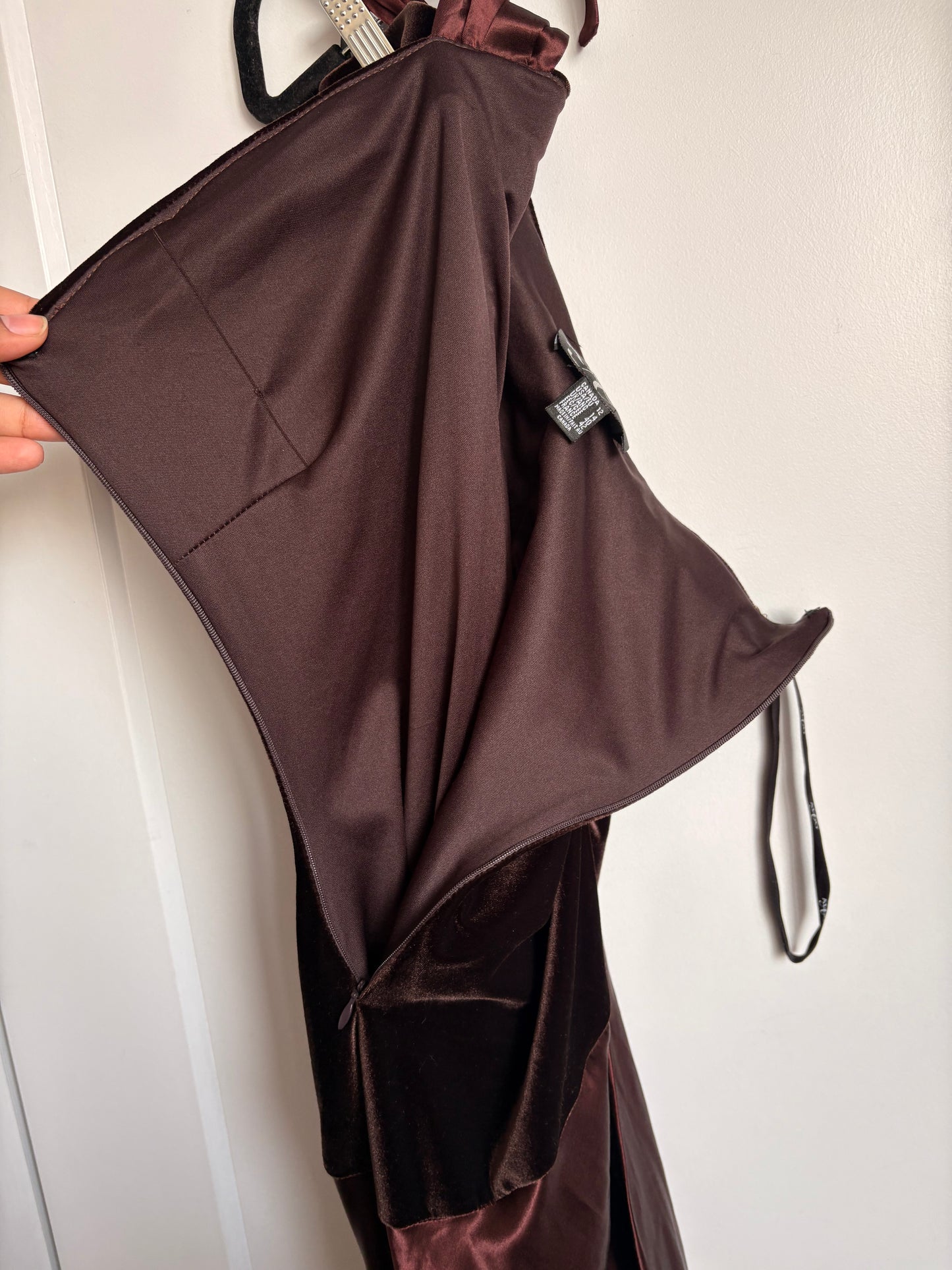 VINTAGE VELVET/SILK EVENING GOWN - 12