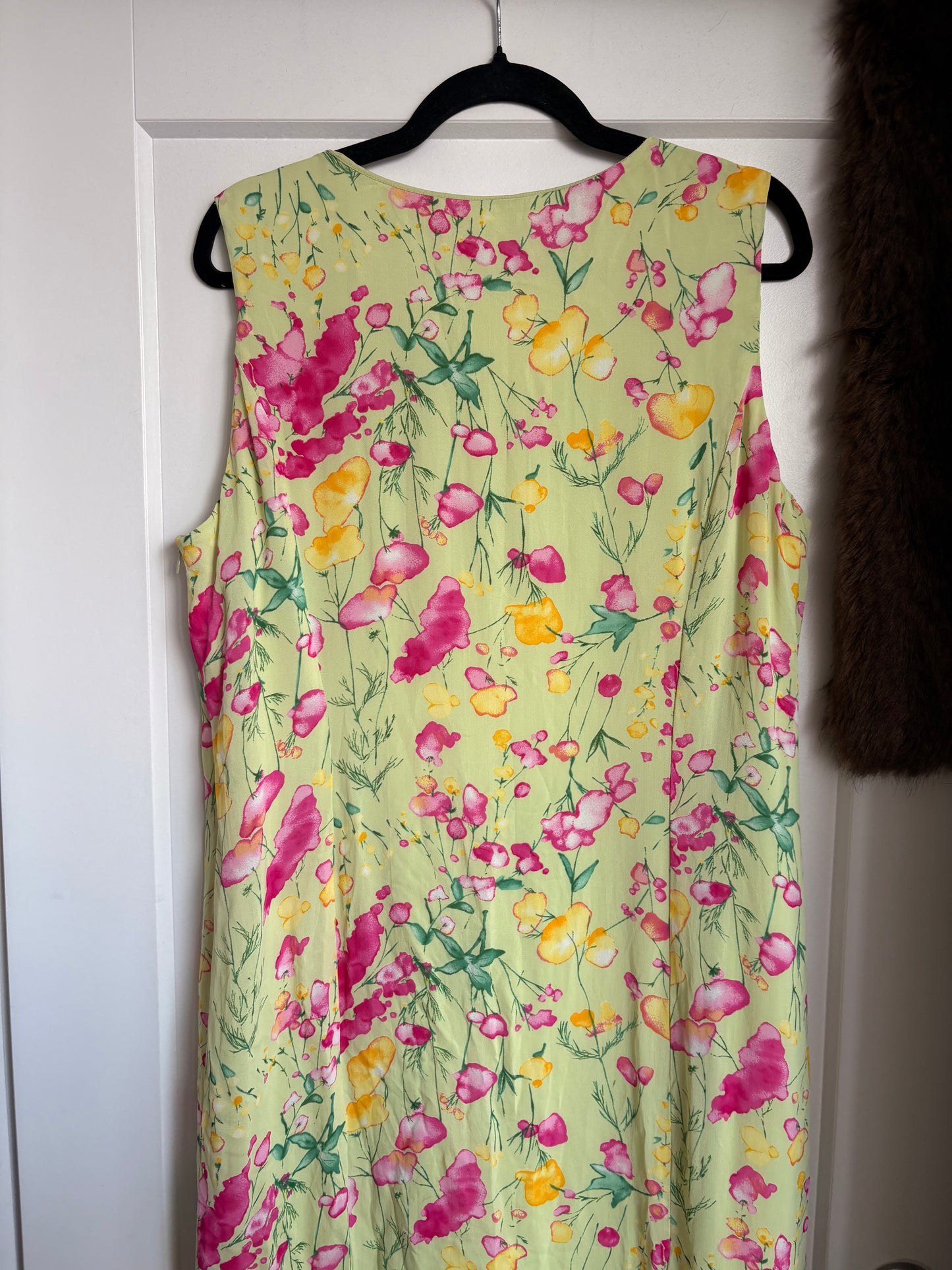 VINTAGE FLORAL MAXI DRESS - 18