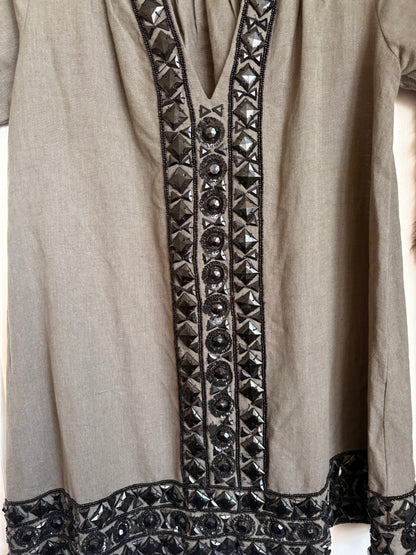 GREY DRESS WITH HEAVY BLACK JEWEL DETAILS - XS