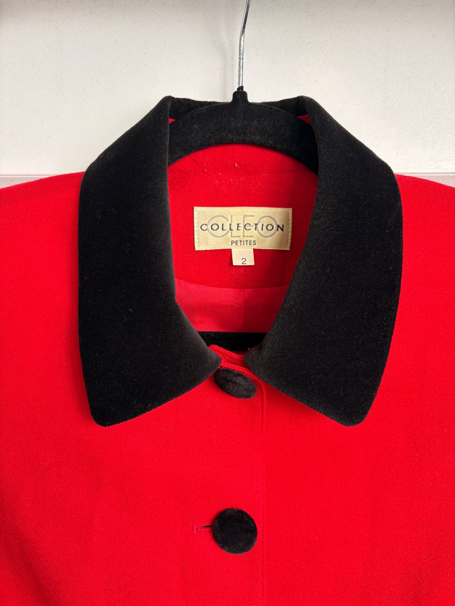 VINTAGE 100% WOOL RED BLAZER WITH VELVET DETAILS - S