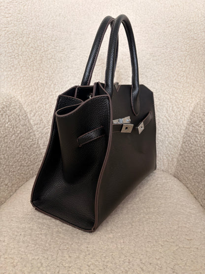 BLACK LEATHER HANDBAG