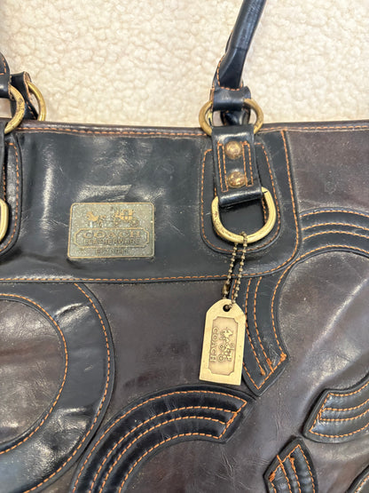 LARGE COACH SHOULDER BAG