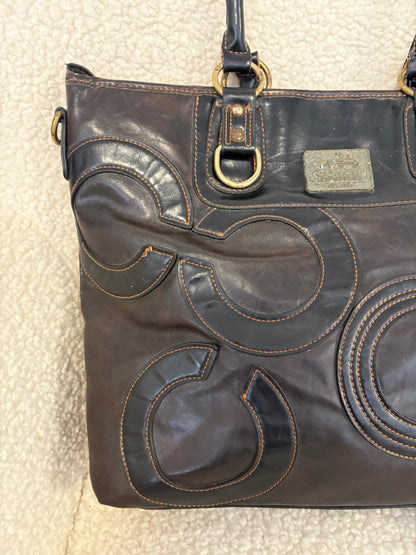 LARGE COACH SHOULDER BAG