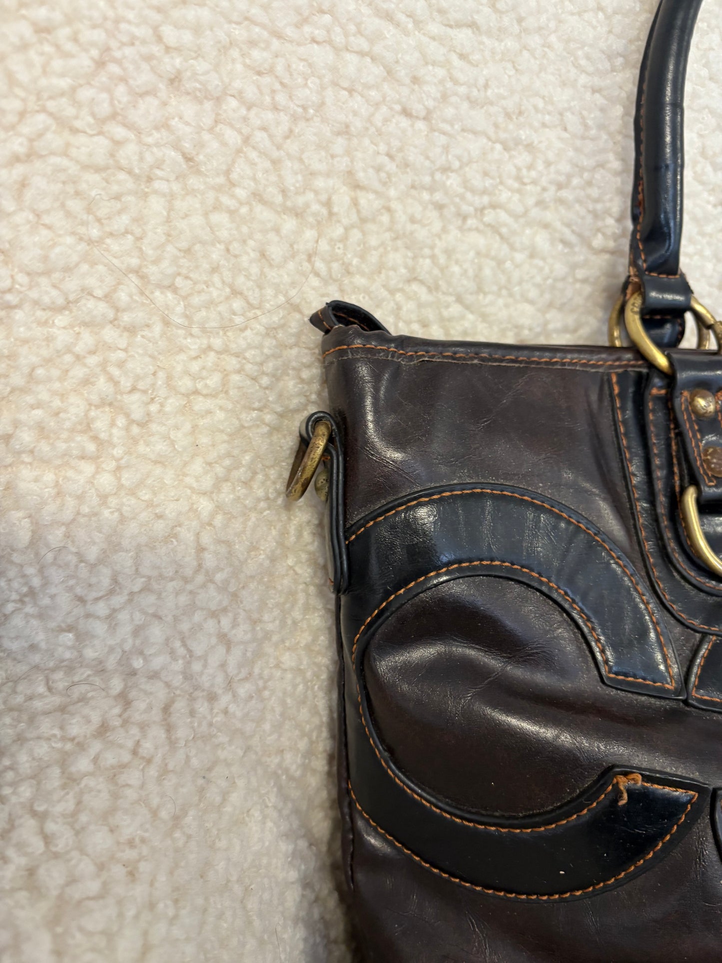 LARGE COACH SHOULDER BAG