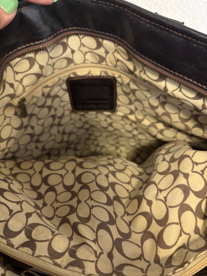 LARGE COACH SHOULDER BAG