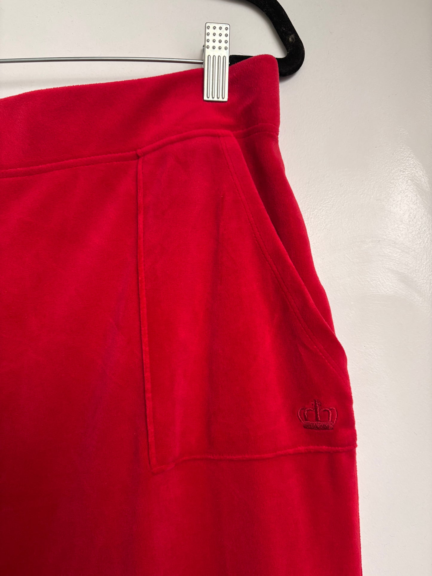 JUICY VELOUR YOGA PANTS - L