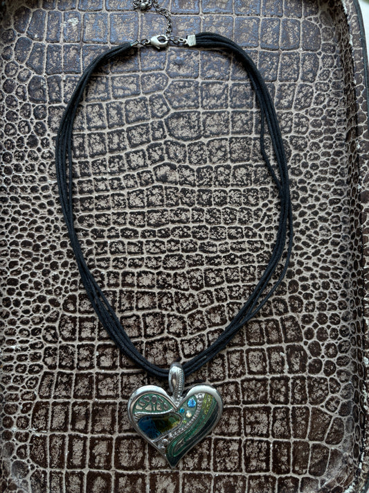 LARGE HEART PENDANT NECKLACE