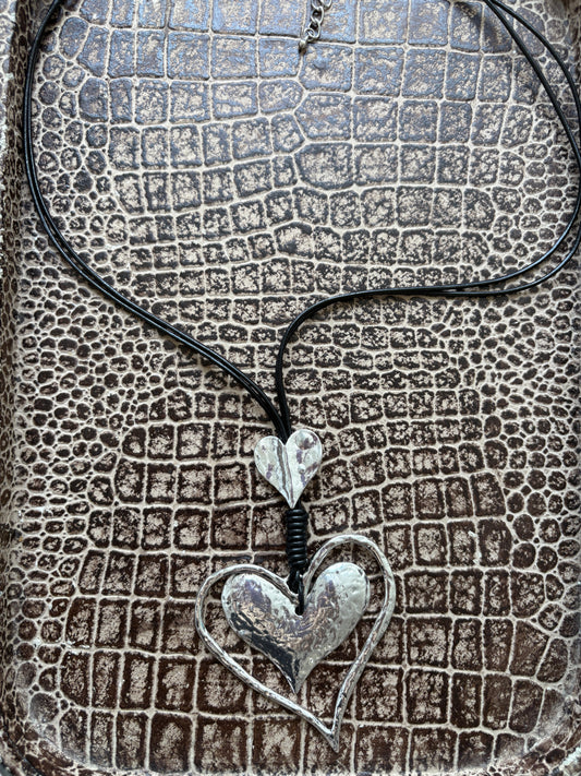 LARGE SILVER HEART PENDANT NECKLACE