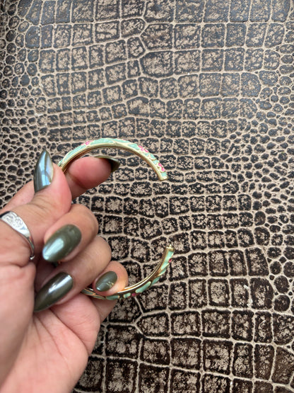 MINT GREEN FLORAL BANGLE
