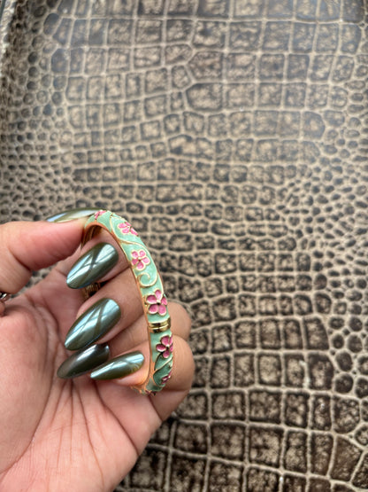 MINT GREEN FLORAL BANGLE